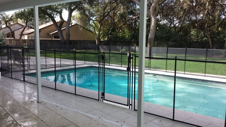 Pool Safety Fence in Gibsonton